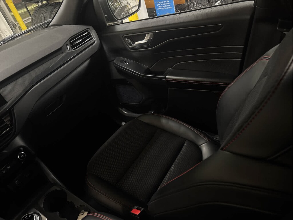 New 2025 Ford Escape ST-Line SUV