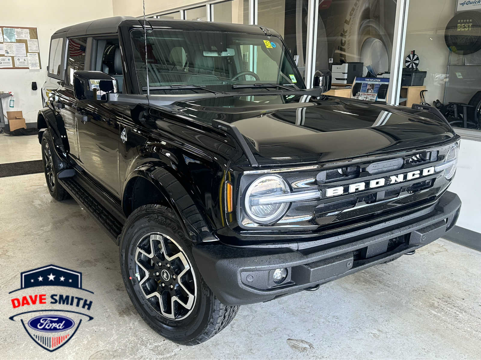 2026 Ford Bronco Outer Banks 4x4's photo