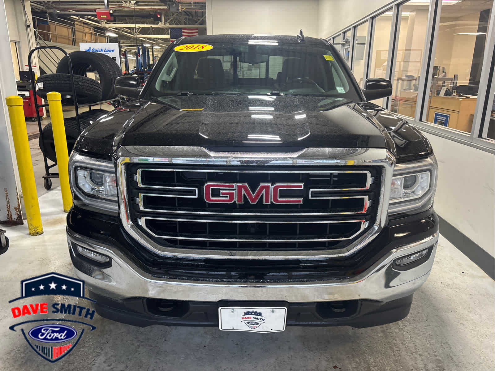 2018 GMC Sierra 1500 SLE's photo
