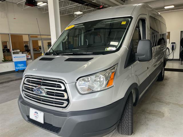 2016 Ford Transit XLT photo 2