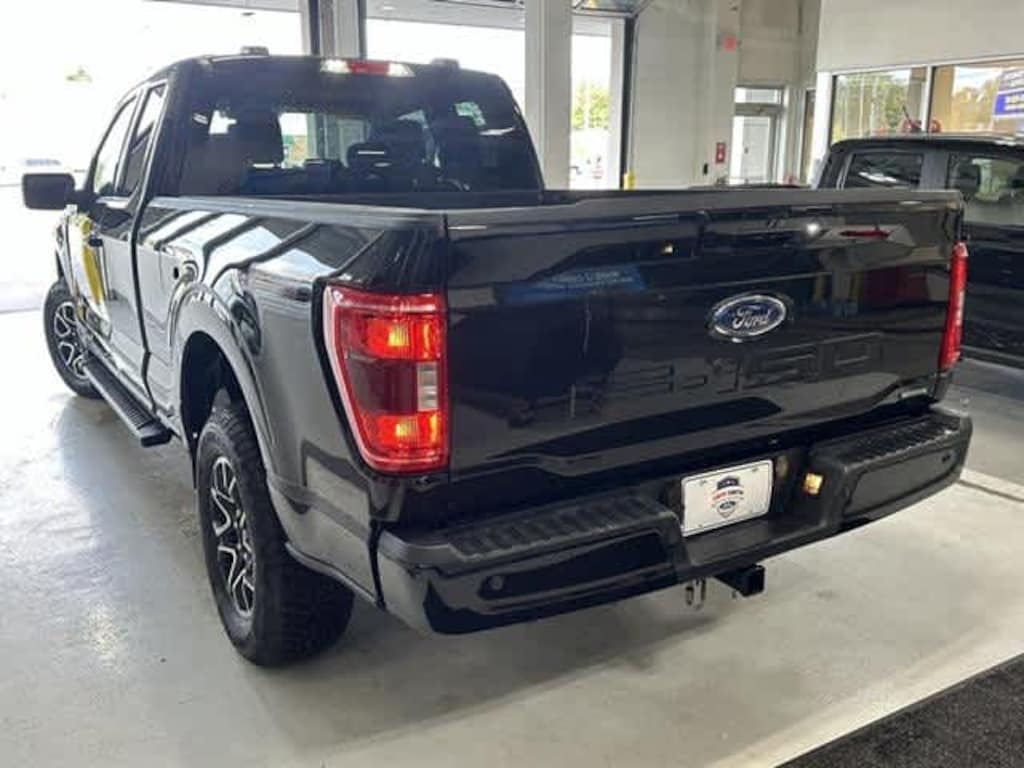 Used 2023 Ford F-150 XLT 4WD Supercab 6.5 Box Truck SuperCab