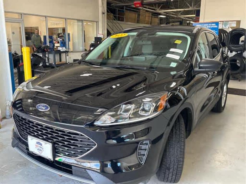 Used 2022 Ford Escape SE SUV