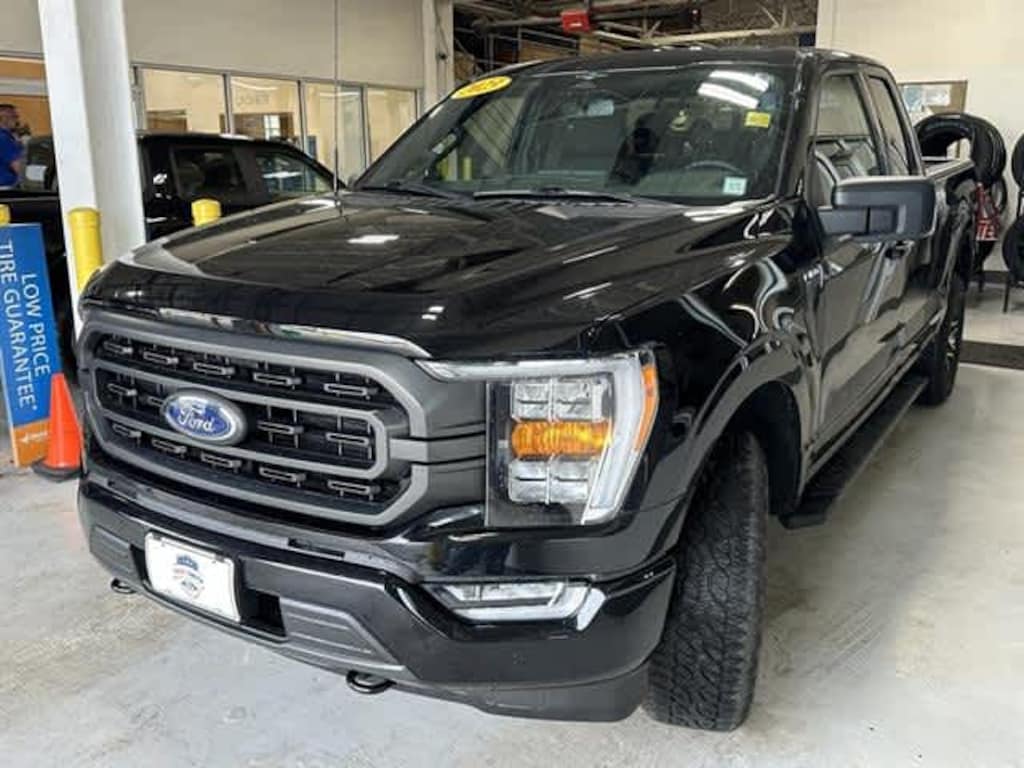 Used 2023 Ford F-150 XLT 4WD Supercab 6.5 Box Truck SuperCab