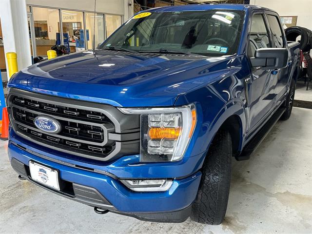 2022 Ford F-150 XLT photo 3