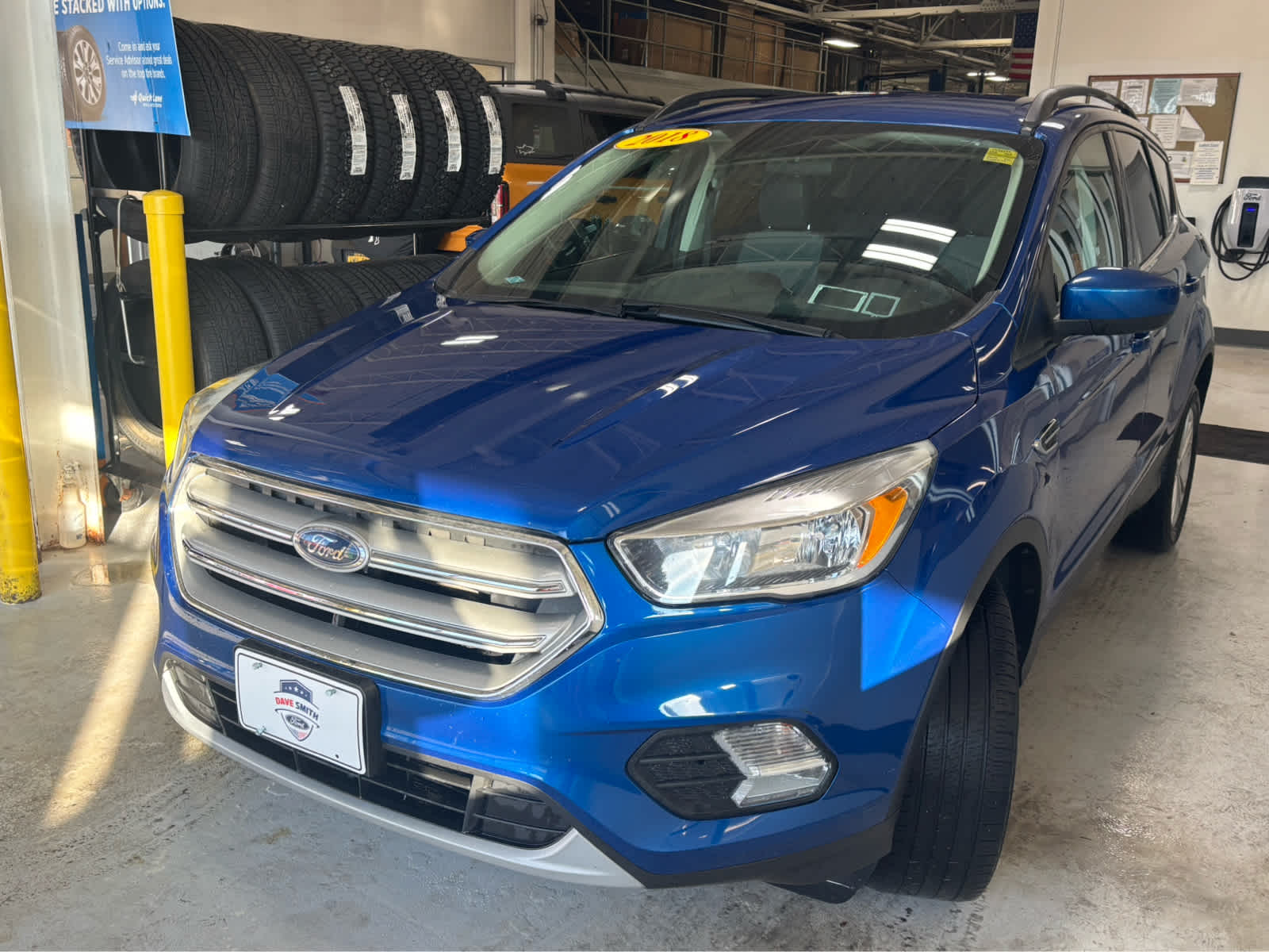 2018 Ford Escape SE photo 2