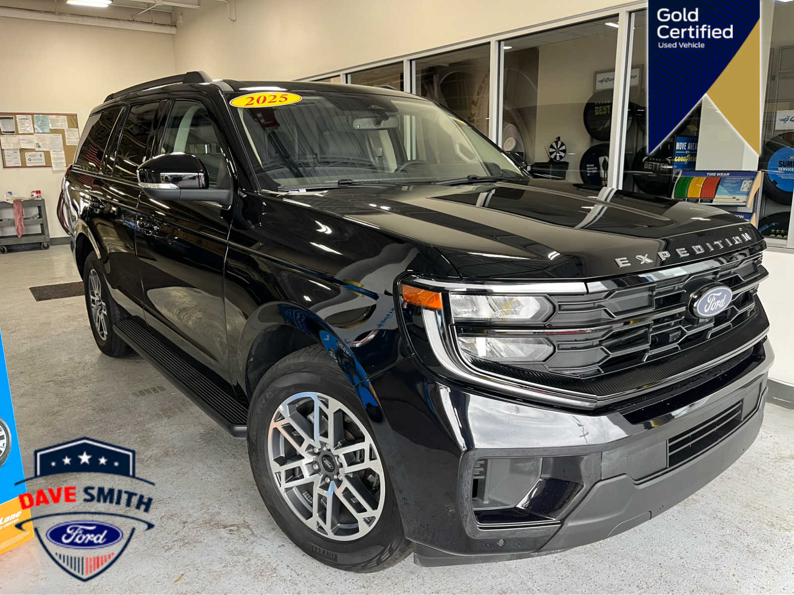 2025 Ford Expedition Active
