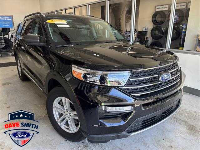 2022 Ford Explorer XLT's photo