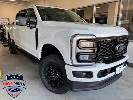 2026 Ford Super Duty F-350&reg; Lariat&reg; TRUCK
