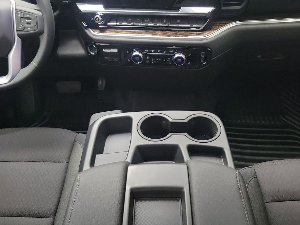 2026 GMC Sierra 1500 SLE - Photo 19