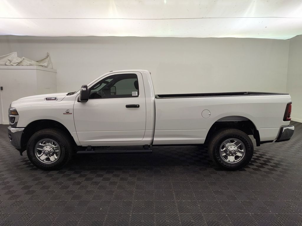 2025 Ram 3500 Tradesman photo 2