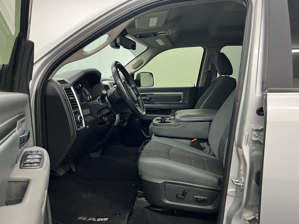 2018 Ram 2500 Big Horn photo 4