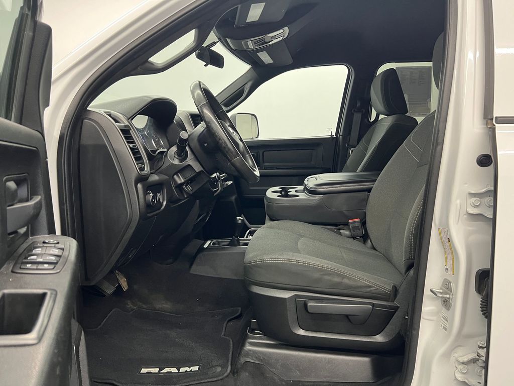 2022 Ram 2500 Tradesman photo 4