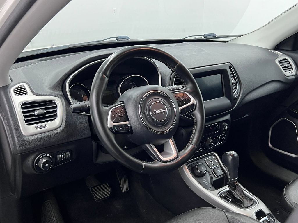 Used 2019 Jeep Compass Latitude 4x4 SUV