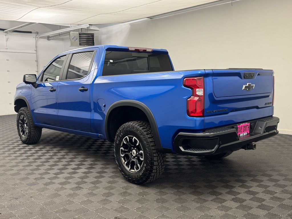 2022 Chevrolet Silverado 1500 ZR2 photo 3