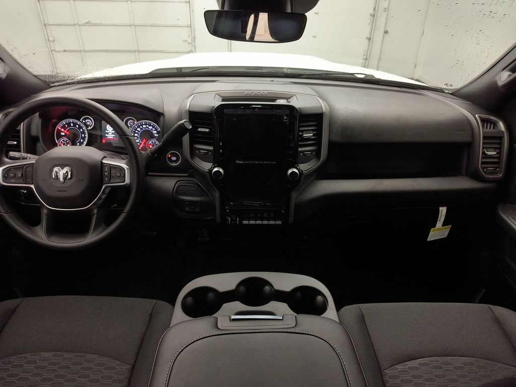 2026 RAM 3500 Tradesman - Photo 12