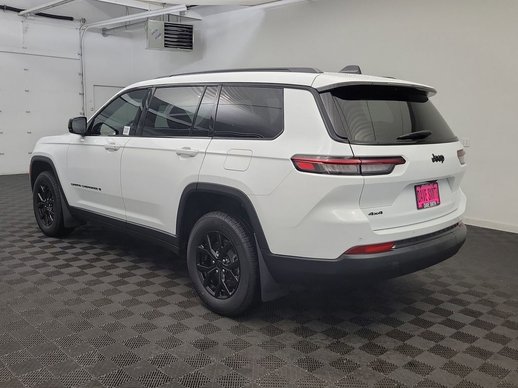 Certified 2025 Jeep Grand Cherokee L Laredo SUV