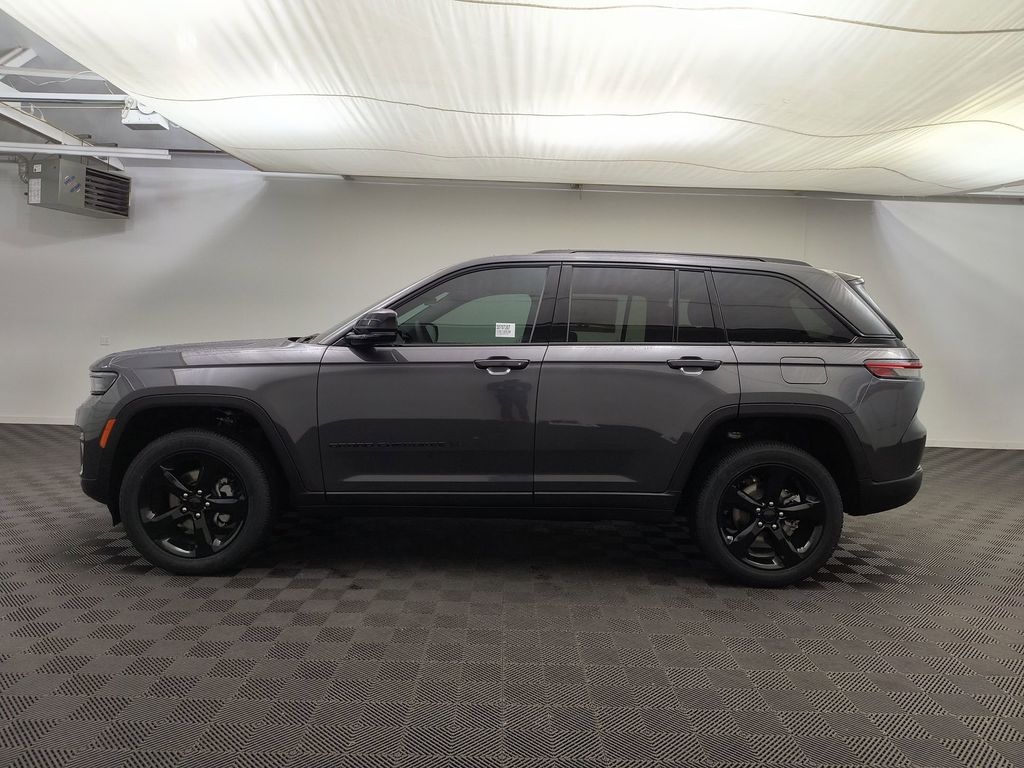 New 2025 Jeep Grand Cherokee Altitude X Sport Utility