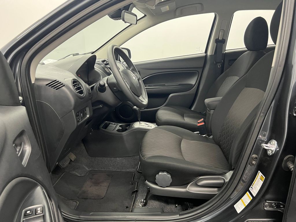 2024 Mitsubishi Mirage ES photo 4