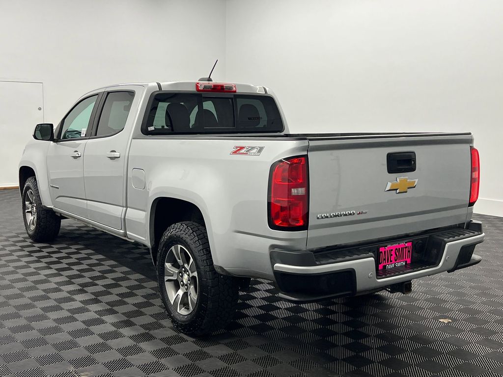 2019 Chevrolet Colorado Z71 photo 3