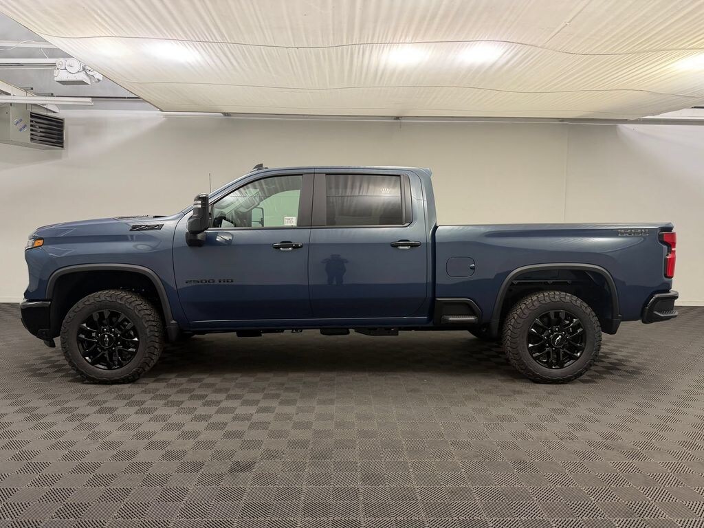 New 2026 Chevrolet Silverado 2500 LT Crew Cab