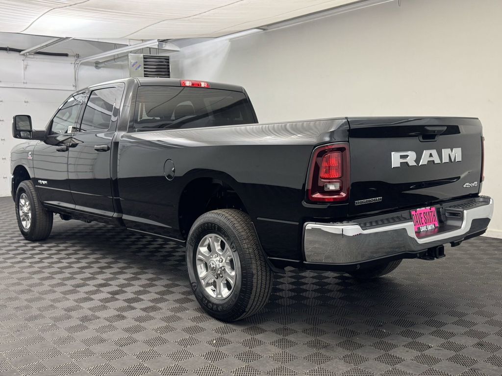 2025 Ram 3500 Big Horn photo 2
