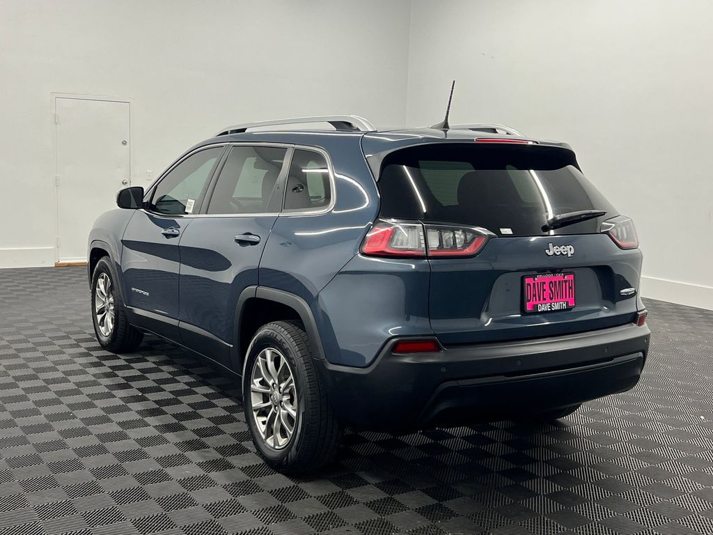 2019 Jeep Cherokee Latitude photo 3