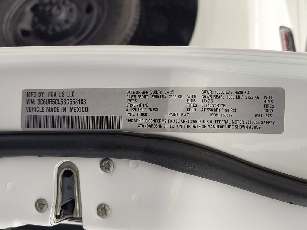 2025 RAM 2500 Tradesman - Photo 16