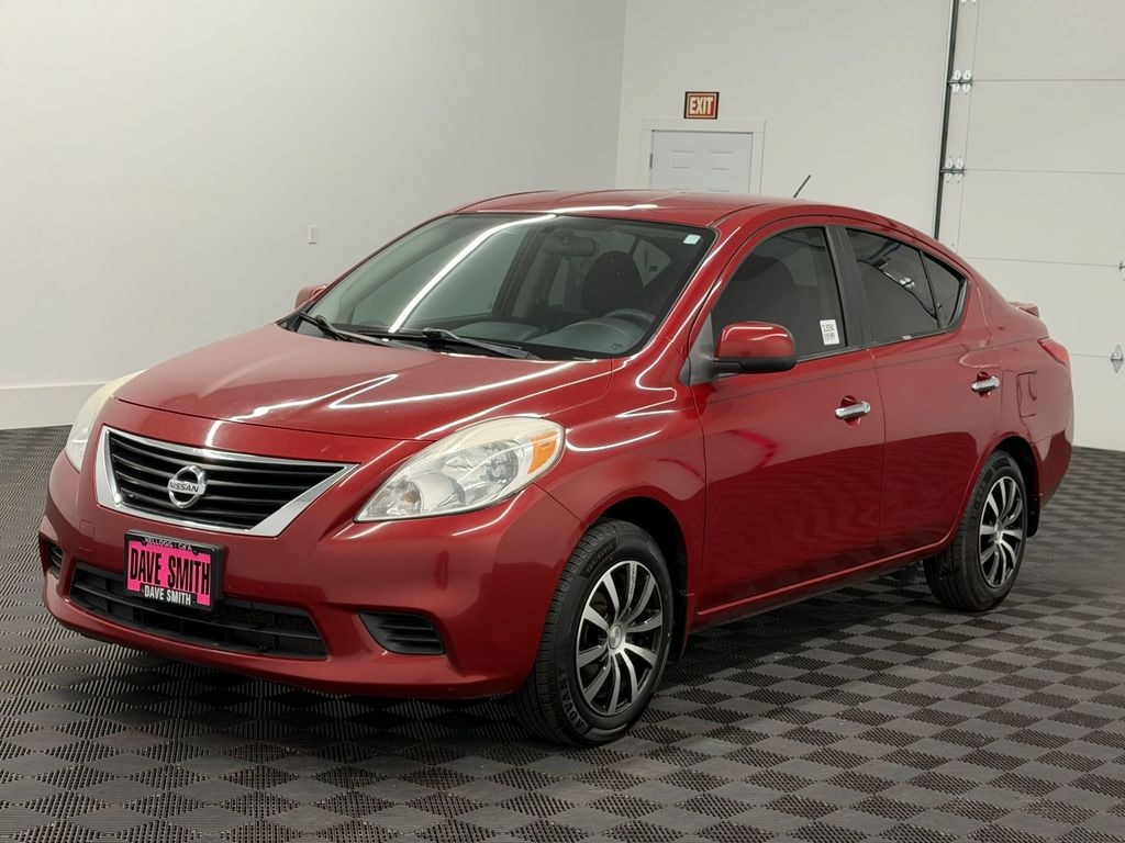 Used 2013 Nissan Versa 1.6 SV Sedan