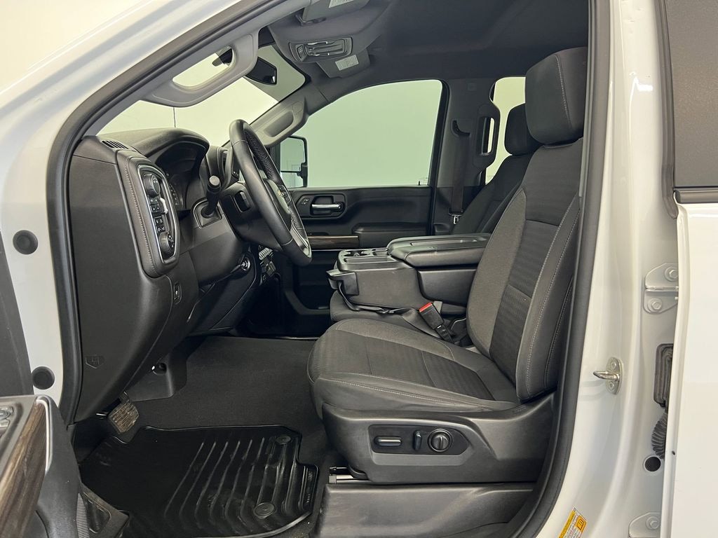 Used 2022 Chevrolet Silverado 3500 LT Truck Crew Cab