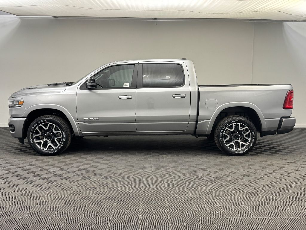 2025 Ram 1500 Laramie photo 2