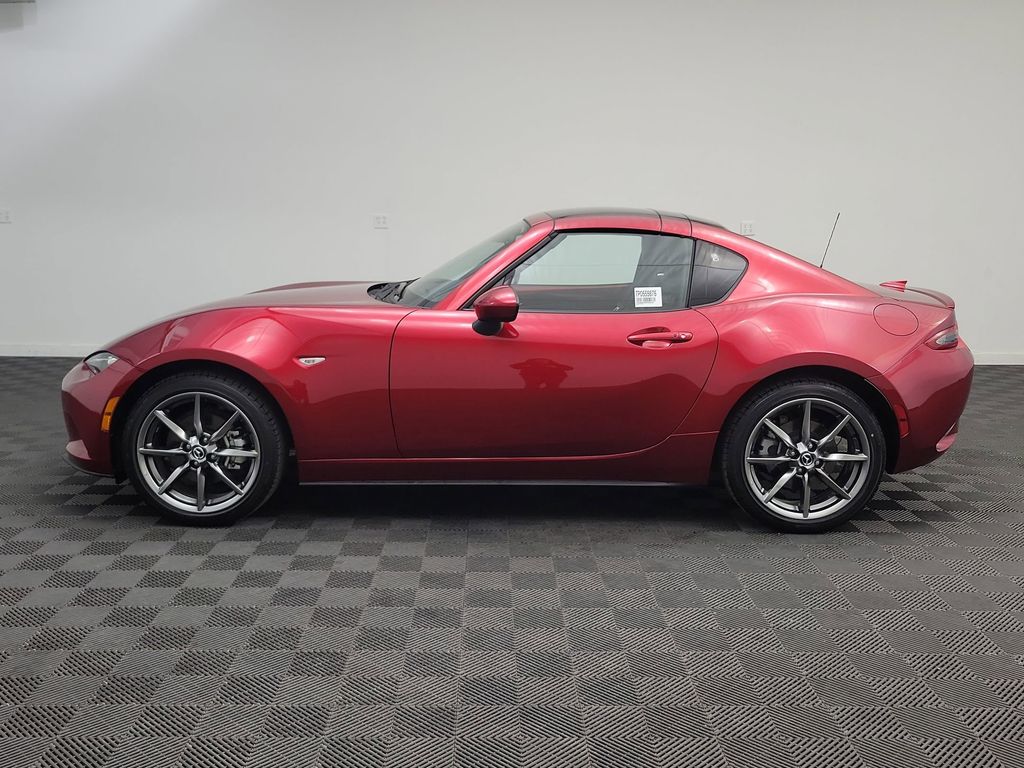 2023 Mazda MX-5 Miata Miata RF Grand Touring photo 2