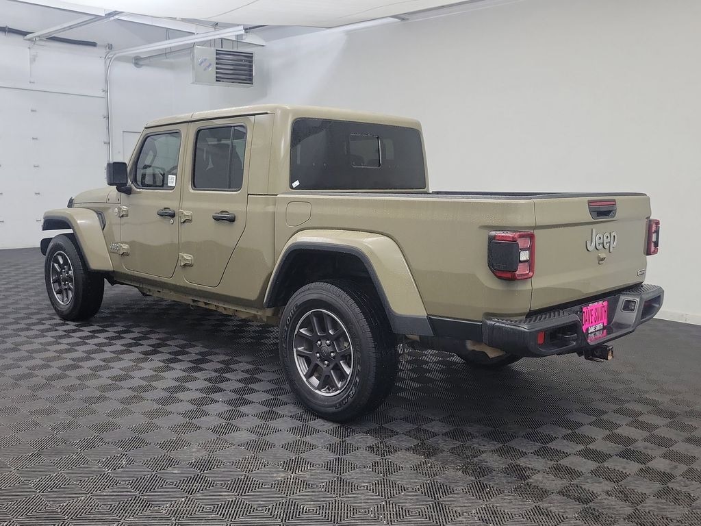 Used 2020 Jeep Gladiator Overland Truck Crew Cab