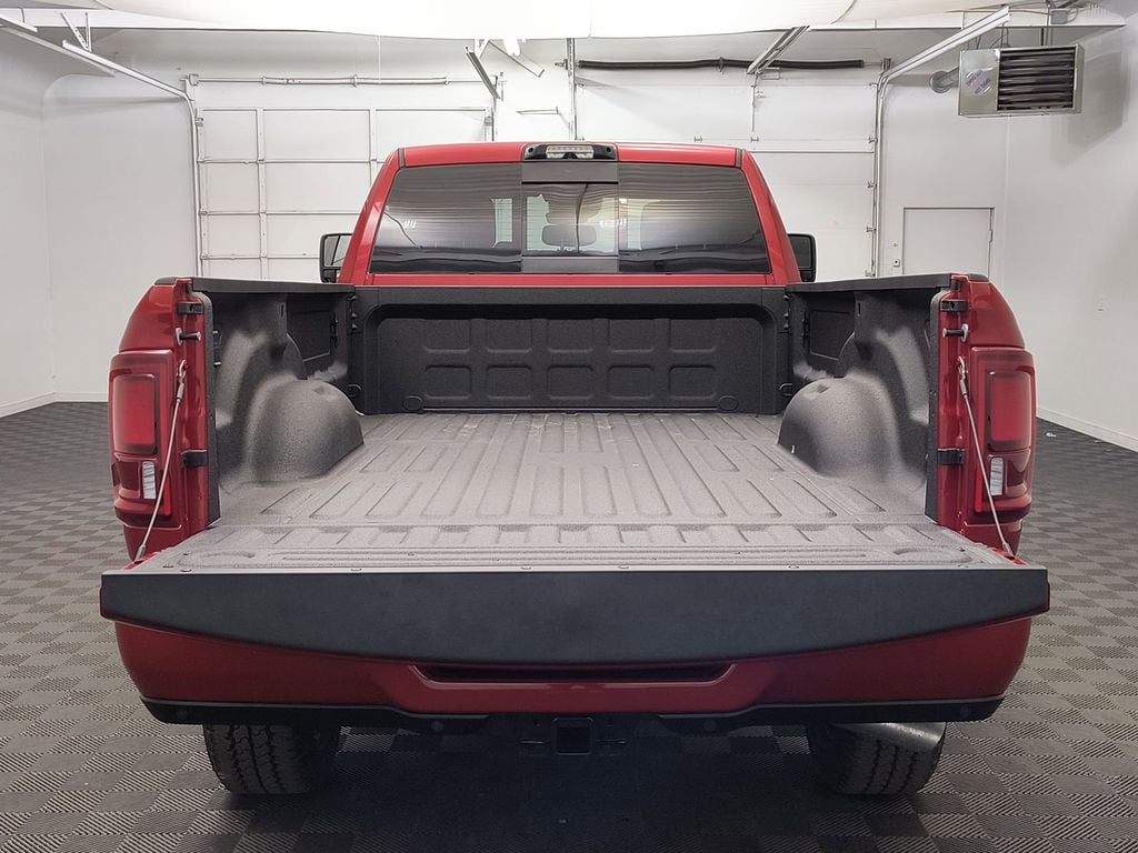 2026 RAM 3500 Laramie - Photo 17