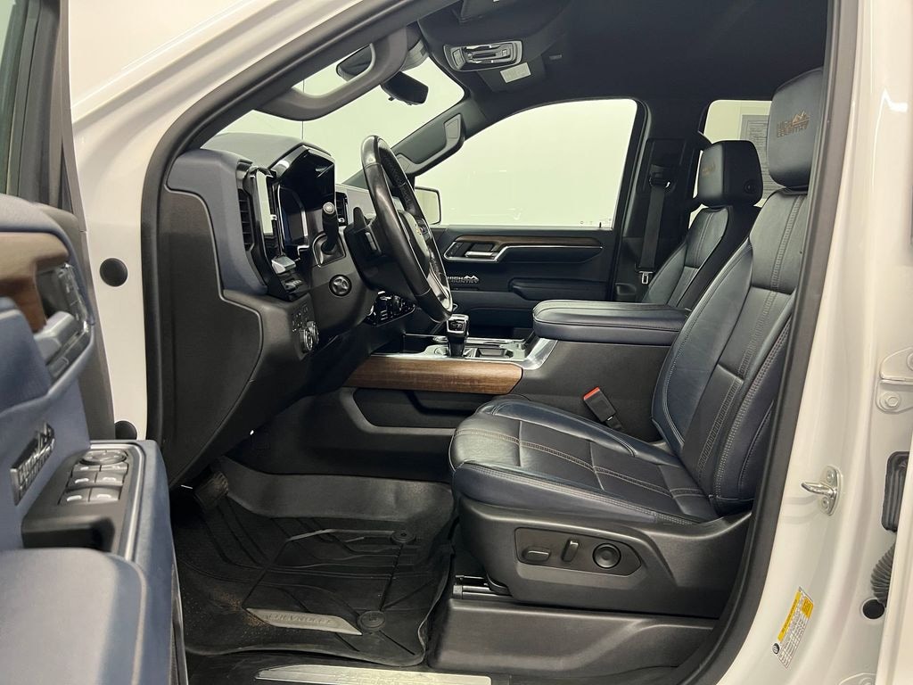 Used 2023 Chevrolet Silverado 1500 High Country Truck Crew Cab