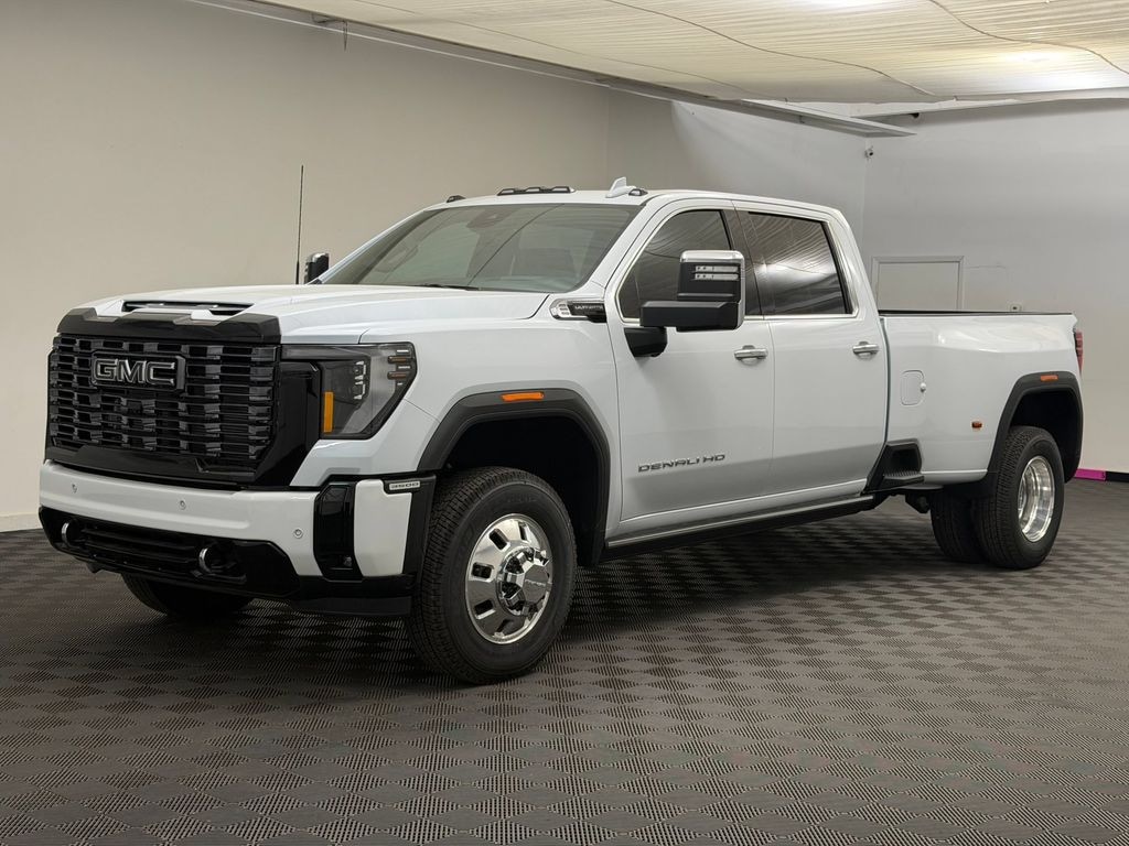 New 2026 GMC Sierra 3500 Denali Ultimate DRW Crew Cab