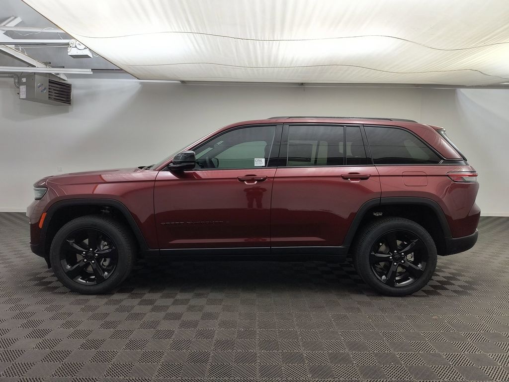 New 2025 Jeep Grand Cherokee Altitude X Sport Utility