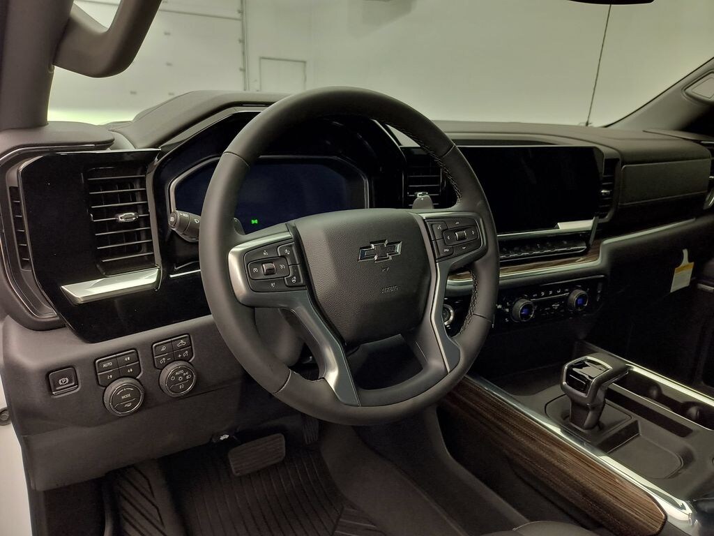 New 2026 Chevrolet Silverado RST Crew Cab