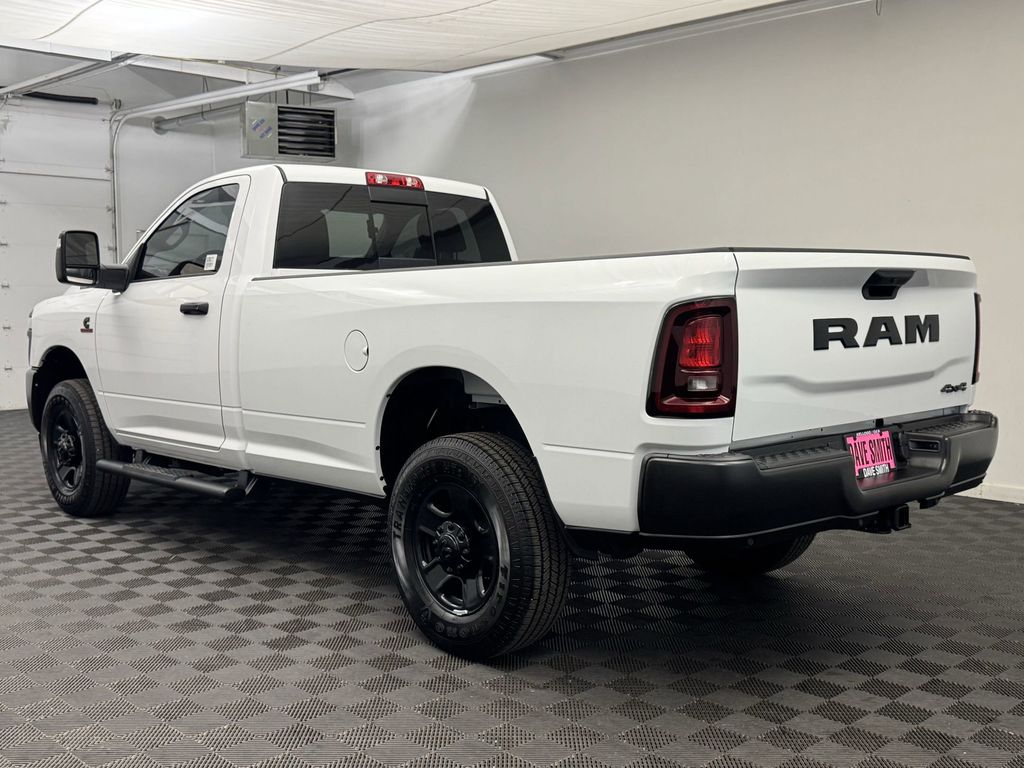 2025 Ram 3500 Tradesman photo 3