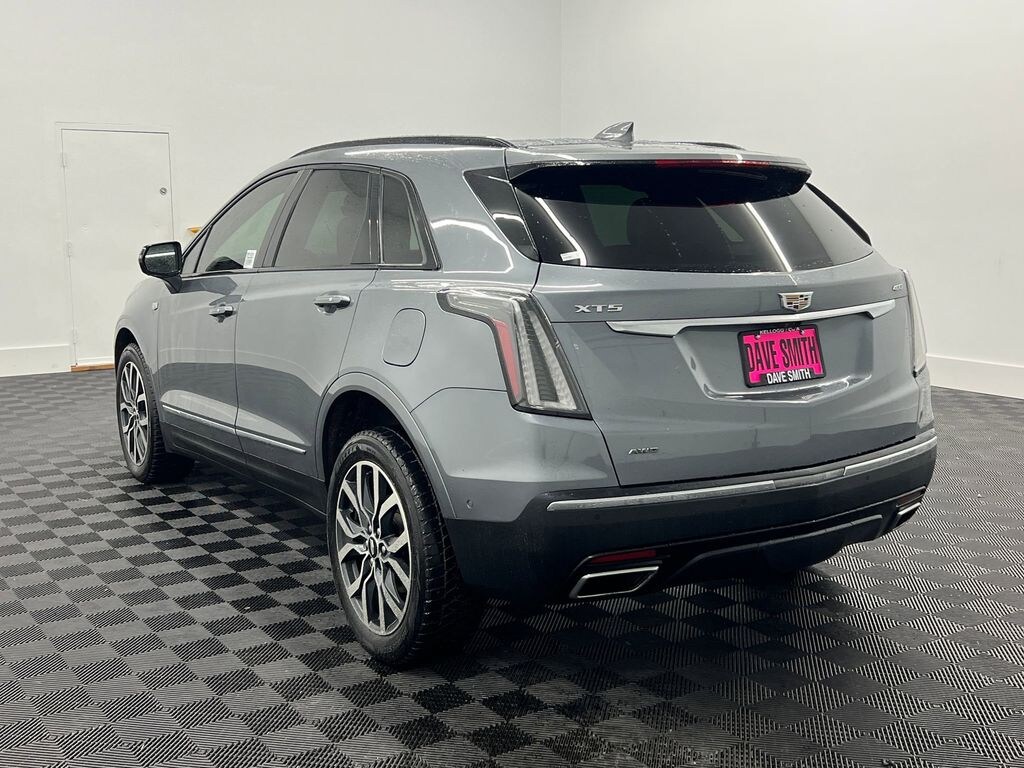 Used 2021 CADILLAC XT5 Sport SUV