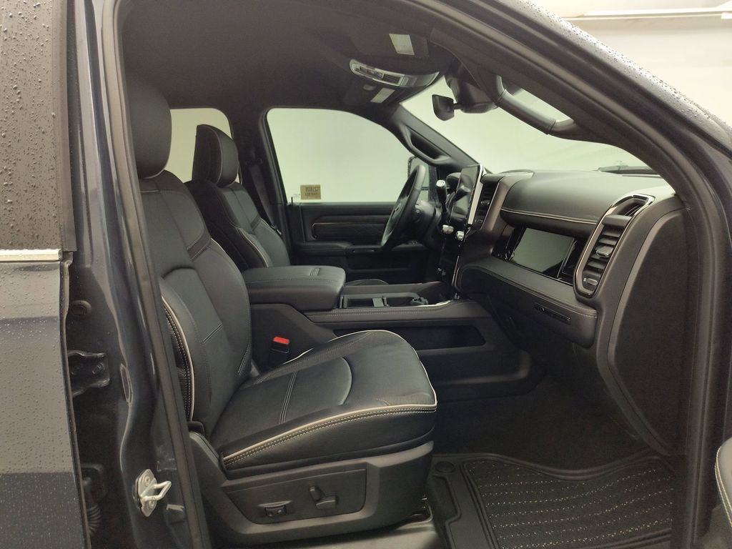 2026 RAM 3500 Limited - Photo 31