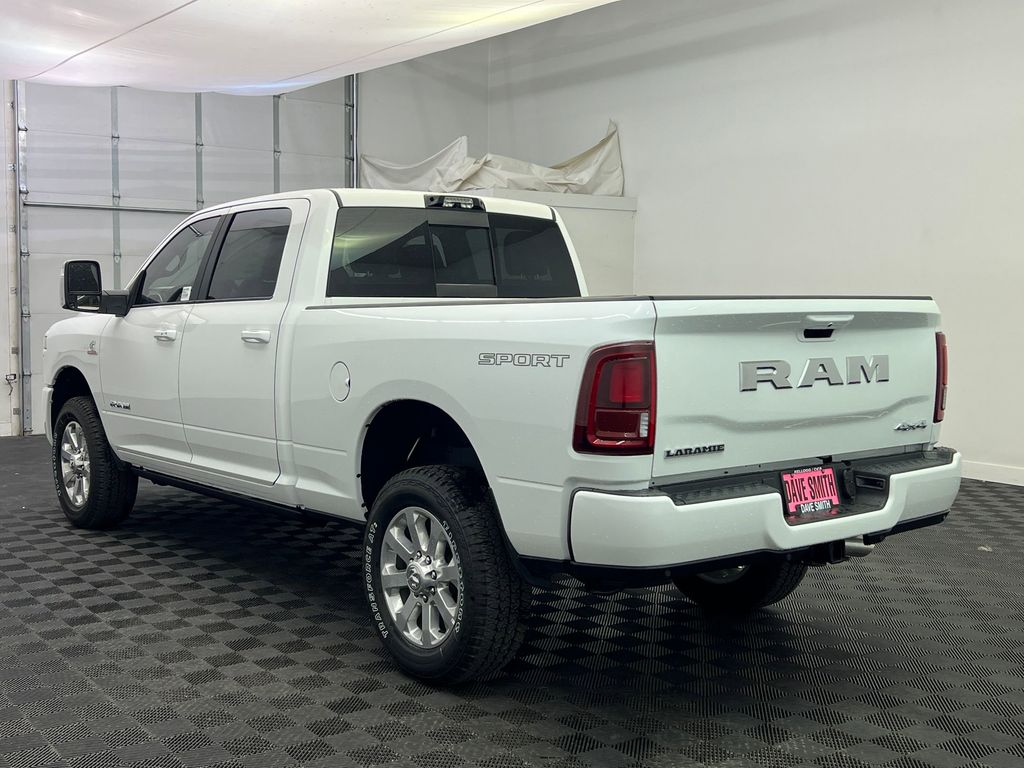2025 Ram 2500 Laramie photo 3