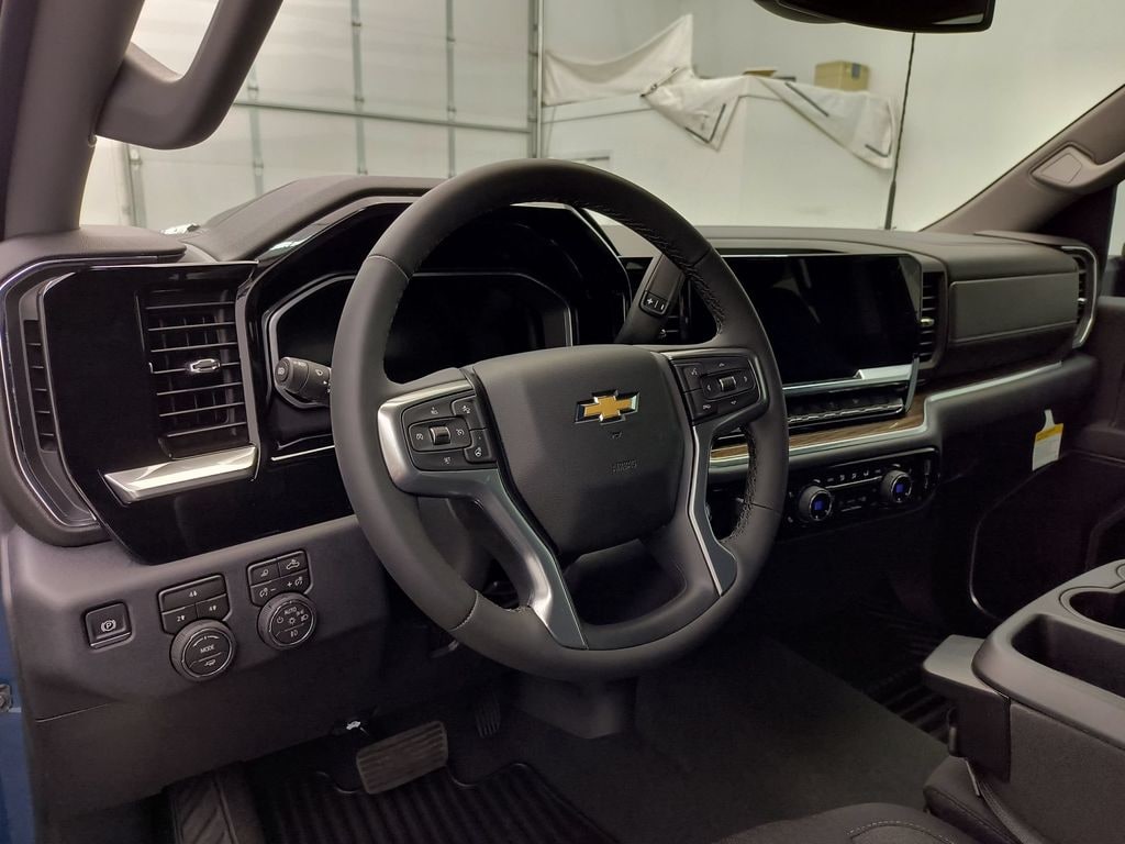 New 2026 Chevrolet Silverado 2500 LT Crew Cab