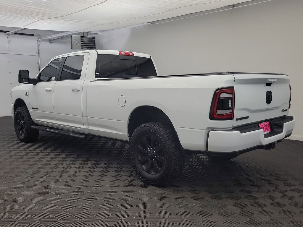 2024 Ram 3500 Laramie photo 3