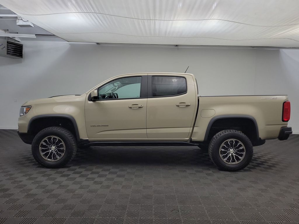2021 Chevrolet Colorado ZR2 photo 2