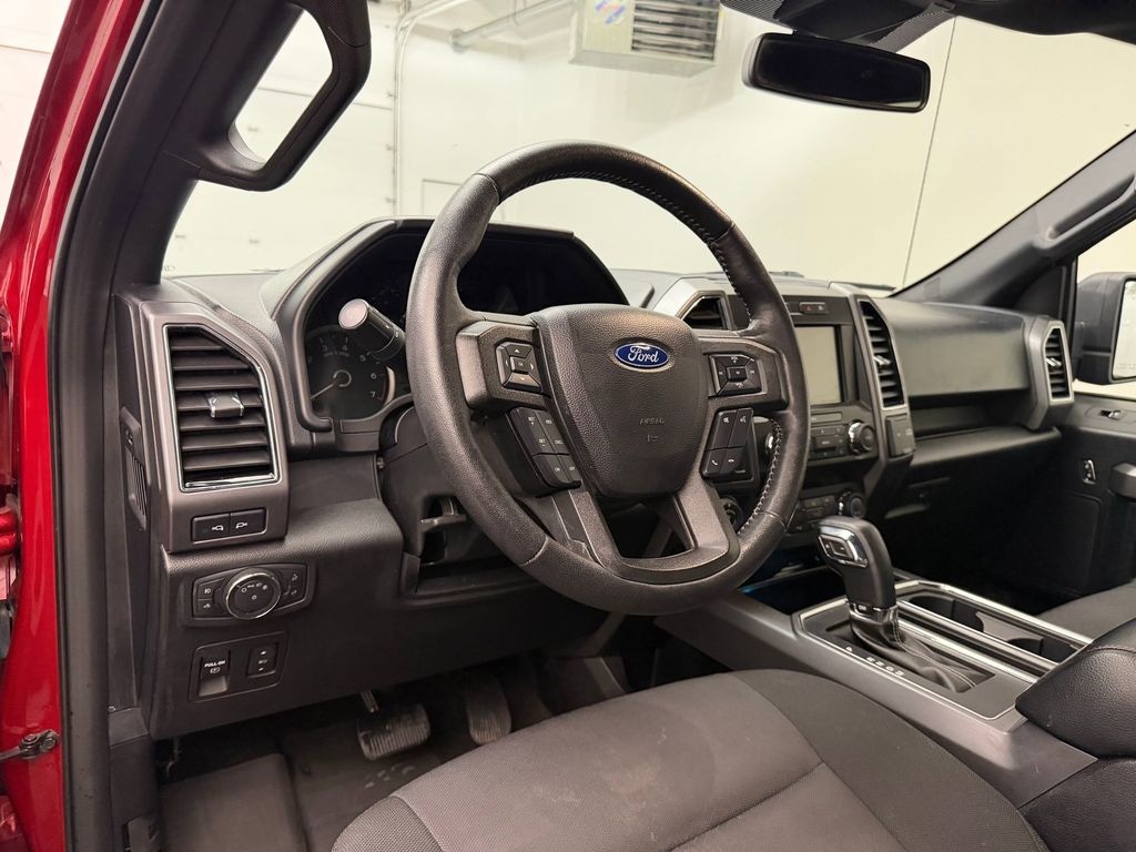Used 2020 Ford F-150 XLT Truck SuperCrew Cab
