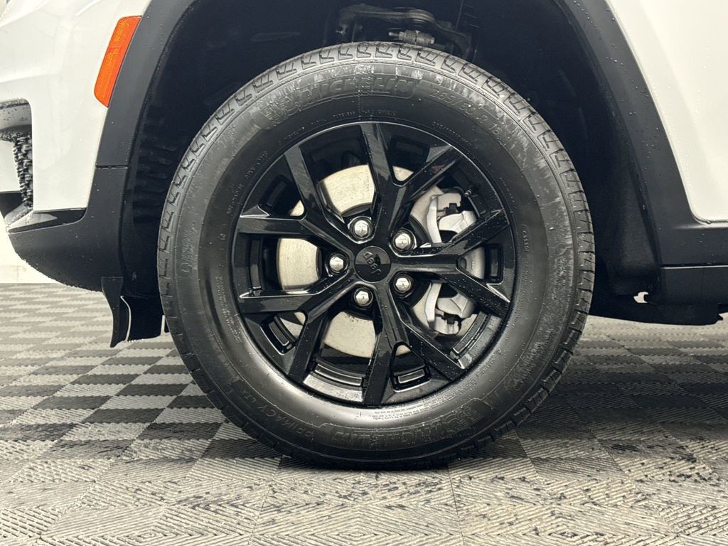 2025 Jeep Grand Cherokee L Altitude - Photo 10