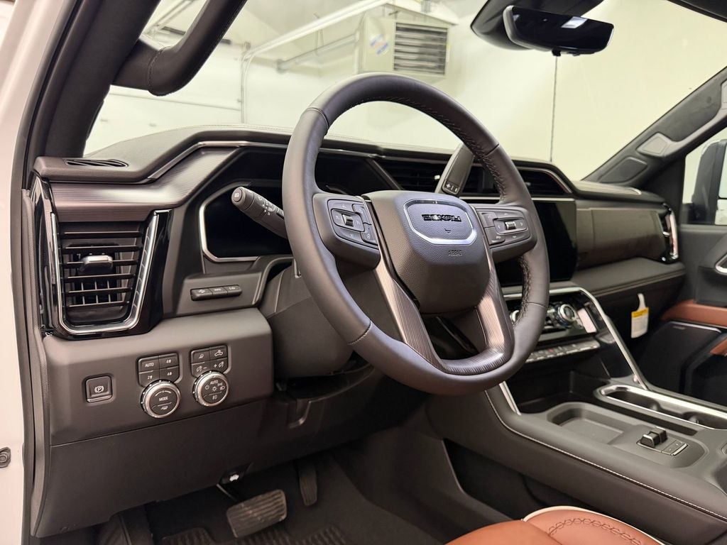 New 2026 GMC Sierra 3500 Denali Ultimate DRW Crew Cab