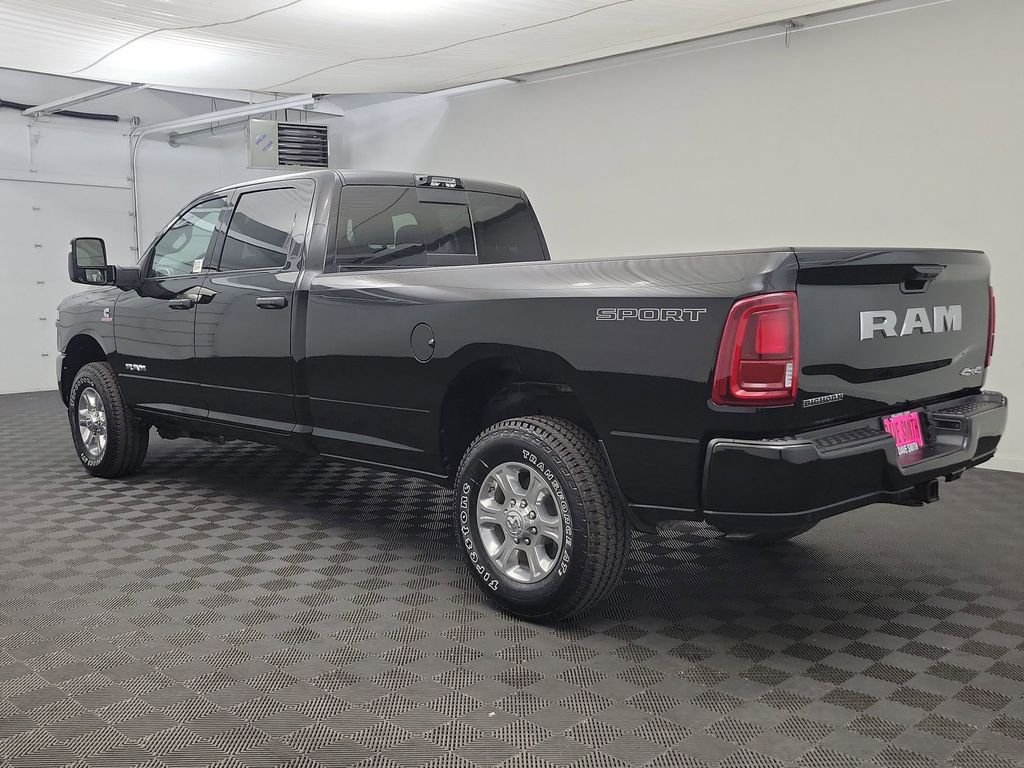 2025 Ram 3500 Big Horn photo 2