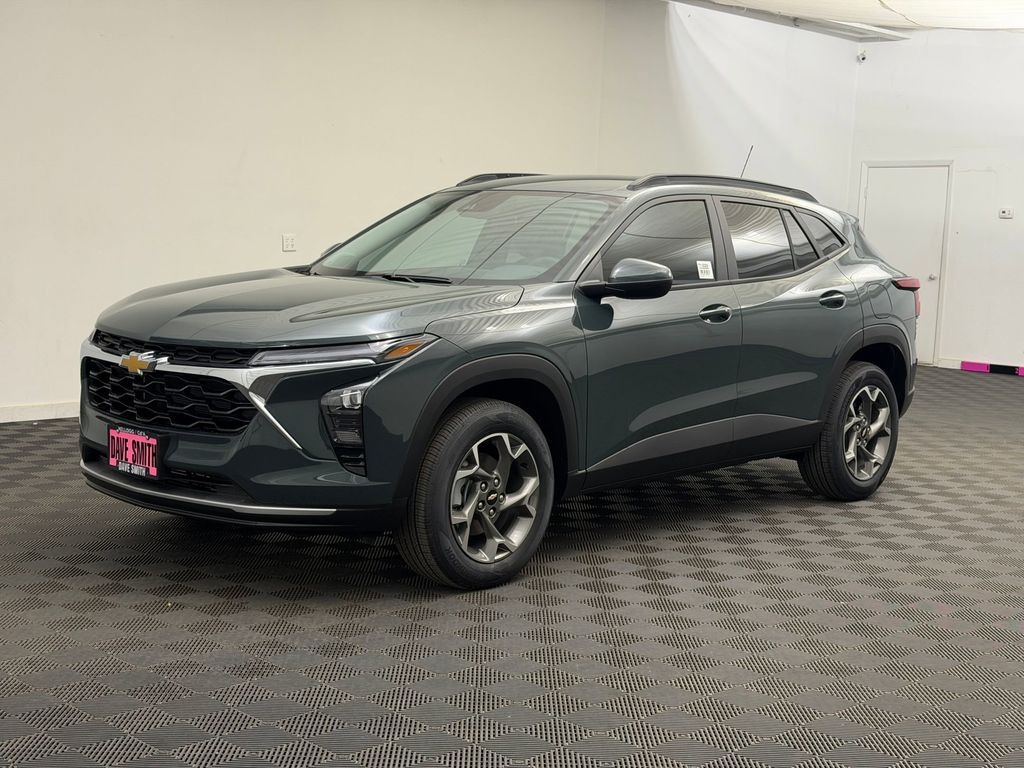 New 2026 Chevrolet Trax LT Sport Utility