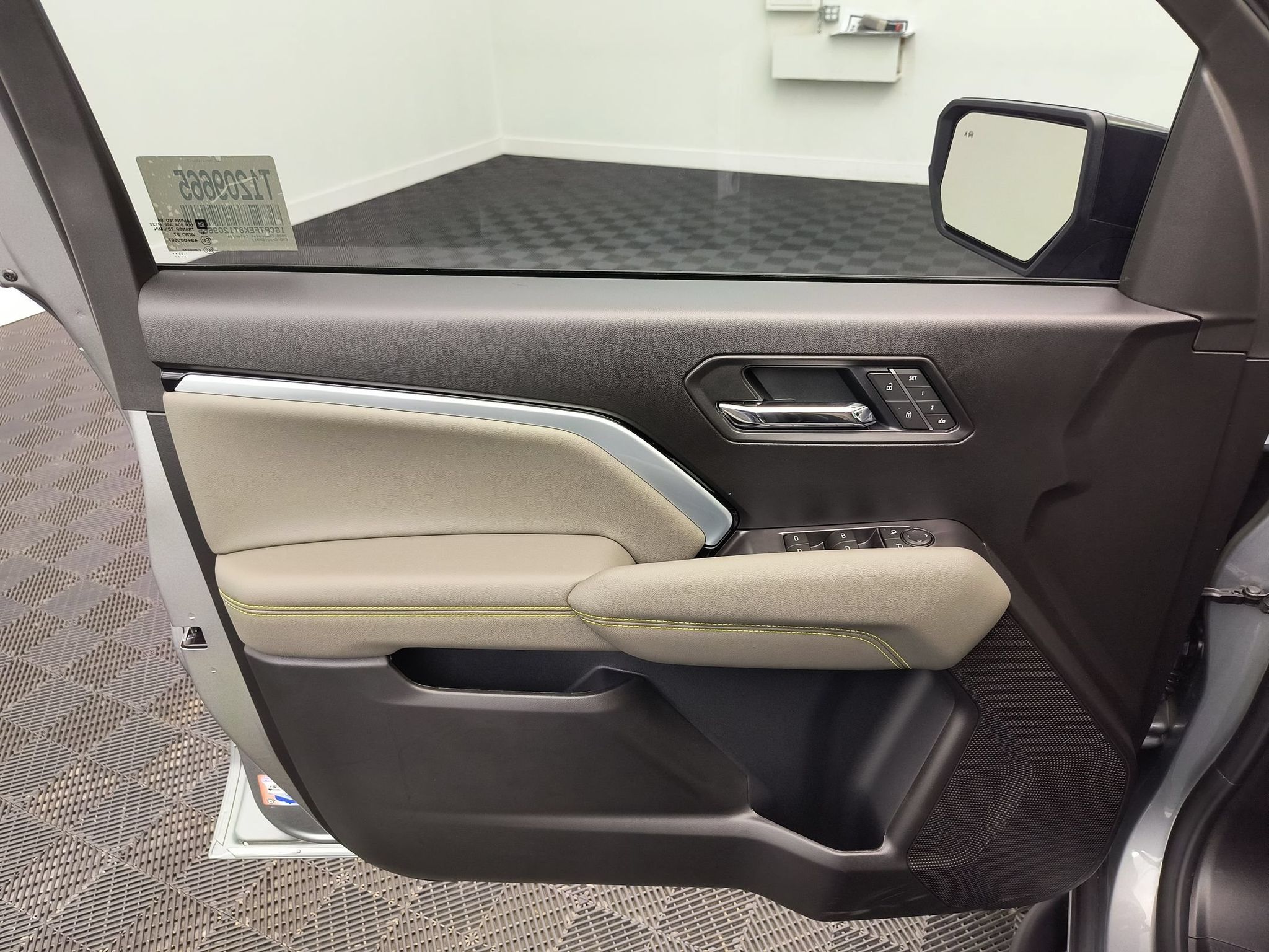 2026 Chevrolet Colorado ZR2 - Photo 12